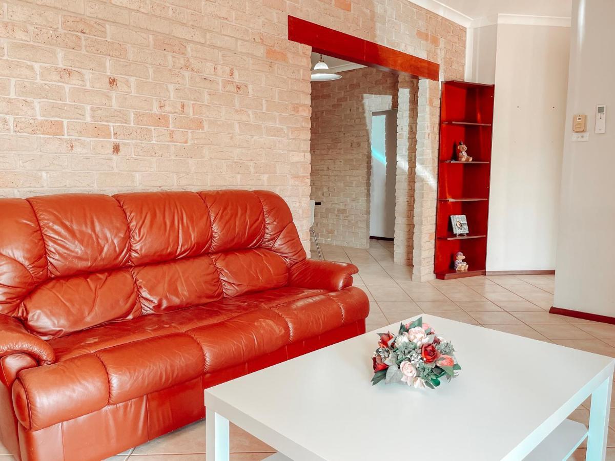 Carnarvon 3Br & 2Ba Holiday House Экстерьер фото